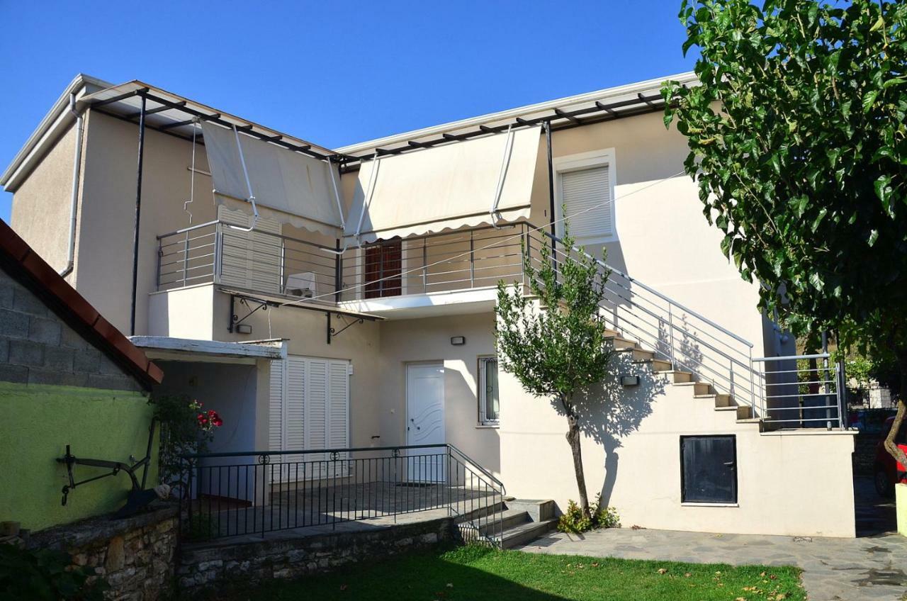 Family And Relaxing House In A Village Rodotopi Exterior foto